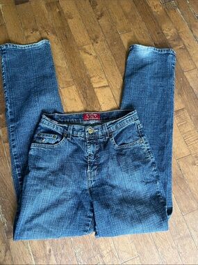 Straight Leg Women's Denim Jeans in Medium Blue - Authentic Lux
